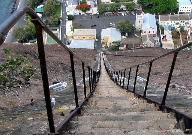 7. jacobs_ladder_Deusdixital_wikimedia