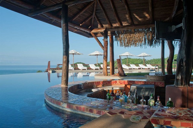 3. Hotel Punta Islita