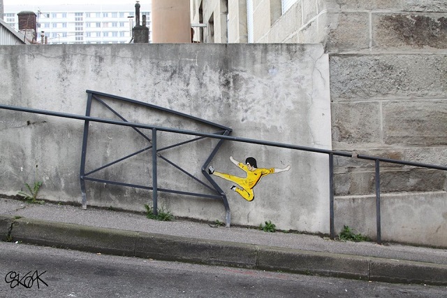 2. Street-Art-by-Oakoak-in-Saint-Etienne-France_streetartutopia_com