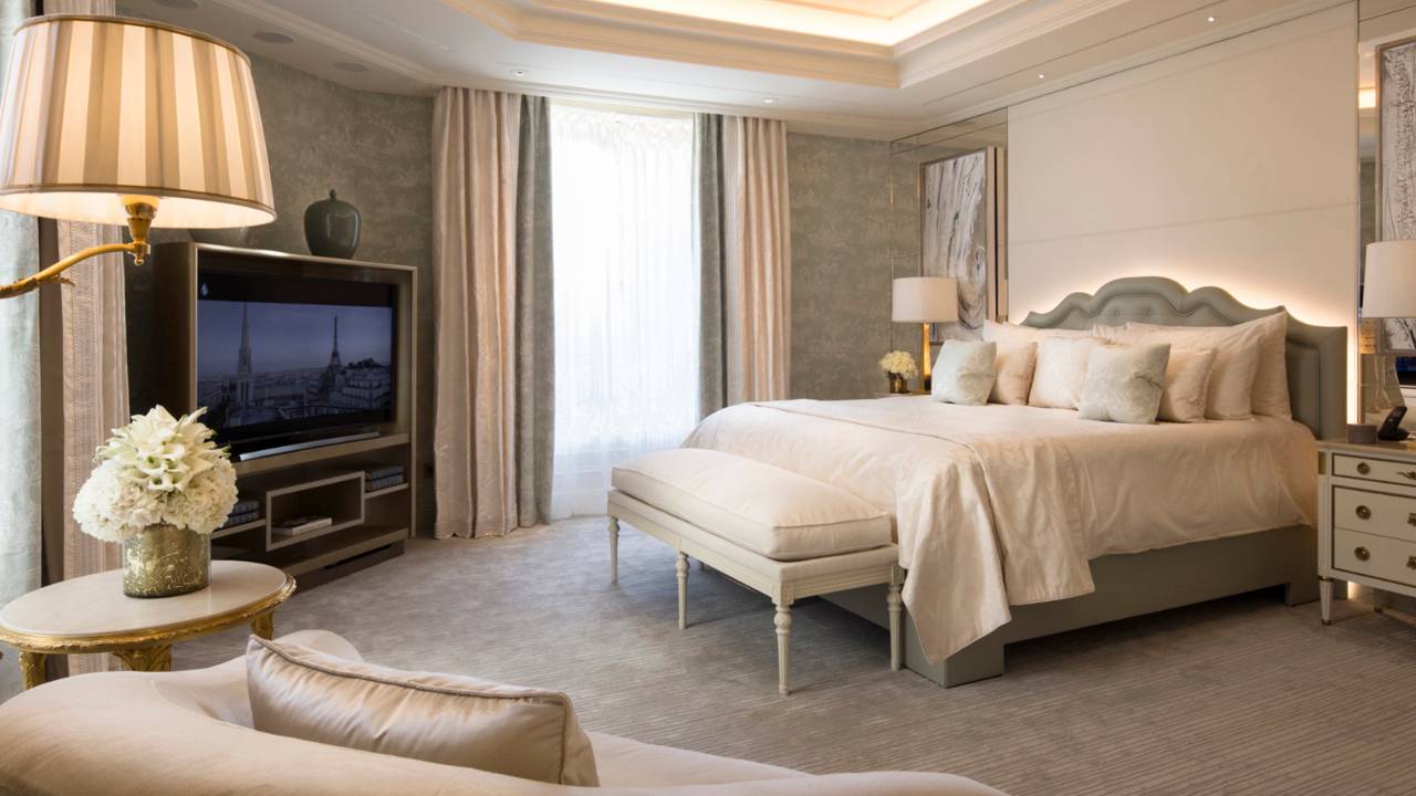 Four Seasons Hotel