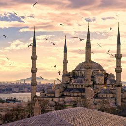Przedłużony weekend w Stambule za 889 PLN. Loty Turkish Airlines z Krakowa + 3 noce w 4* hotelu