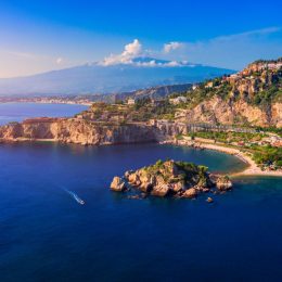 Grudniowy city break na Sycylii 🏛️🌊 Przedświąteczny wypad do słonecznych Włoch za 649 PLN