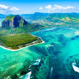 Wycieczka na egzotyczny Mauritius za 2981 PLN ☀️🌴 Loty + 11 noclegów niedaleko plaży 😎💙