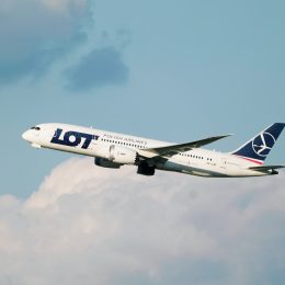 Szalona Środa w PLL LOT 🤍❤️✈️ Bezpośednie loty już od 225 PLN