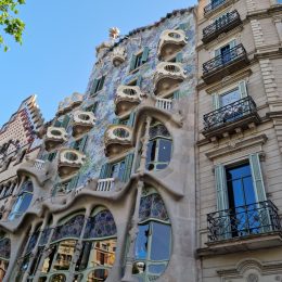 City break w Barcelonie 🏛️🌞 Apartament + loty za 869 PLN