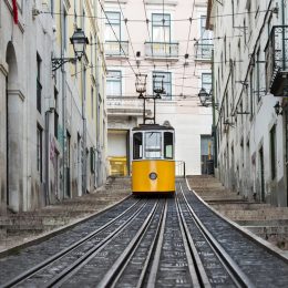 Dla wszystkich❗ Loty do Porto i Lizbony od 238 PLN 🍷🚋😍🤗