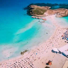 Wreszcie coś z Radomia! ♥️😇 Cypr okołoweekendowo za 549 PLN (loty + hotel nad morzem ze śniadaniami) 🌊🍴