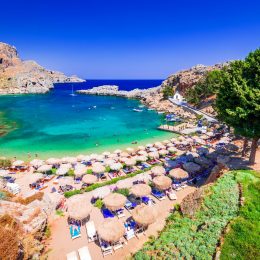 Wczasy na Rodos w 4* hotelu z all inclusive ☀️🍹 Blisko słynnej zatoki za 2335 PLN