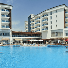 Turecka Riwiera w 5* hotelu z all inclusive 🏖️🍹 Wypoczynek za 2593 PLN