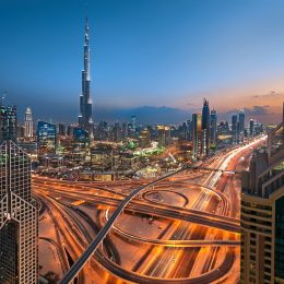 Szklane wieżowce i złote zachody 🌇🛫 Loty i ⭐⭐⭐⭐hotel w Dubaju za 1495 PLN 🌴✈️