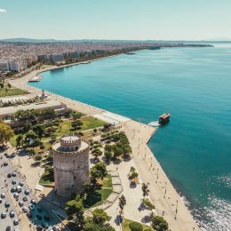 Tzatziki na Chalkidiki 🥒🧄 Czarterowe loty do Grecji od 499 PLN ✈🇬🇷