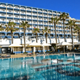 Zimowa Malta z all inclusive 🏝️🍹 Relaks w Qawra Palace za 1703 PLN