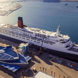 Noclegi na legendarnym liniowcu w Dubaju 🚢✨ 4* Queen Elizabeth 2 za 2786 PLN (z wyżywieniem) 🍴