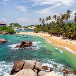 Zamień pluchę i szarugę na egzotykę i tropiki ☀️🌴Czarterowe loty do Kolumbii od 1999 PLN 😍🔥