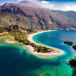 Wiosna: ultra all inclusive na Riwierze Tureckiej za 1490 PLN 🏊‍♂️🍹 5* hotel z aquaparkiem i prywatną plażą 🏖️👙