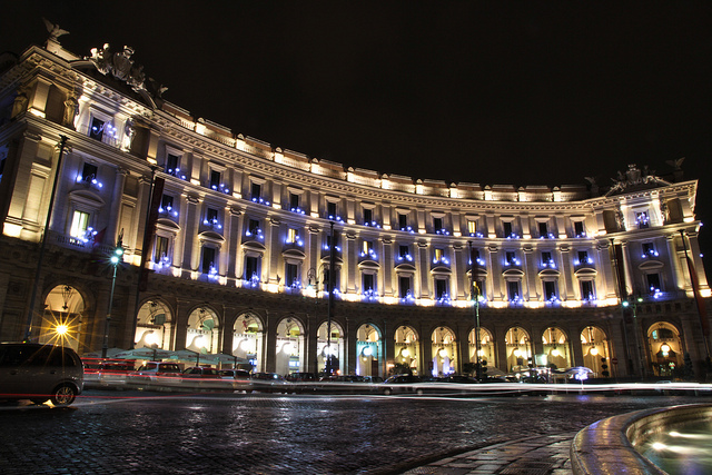 7-exedra_giles-ford