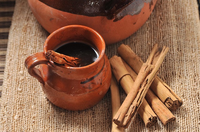 8-diego-garcia_cafe-de-olla-in-a-mug