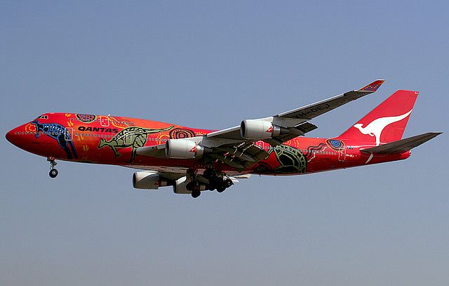 qantas-wunala-dreaming-aircraft-vh-oej