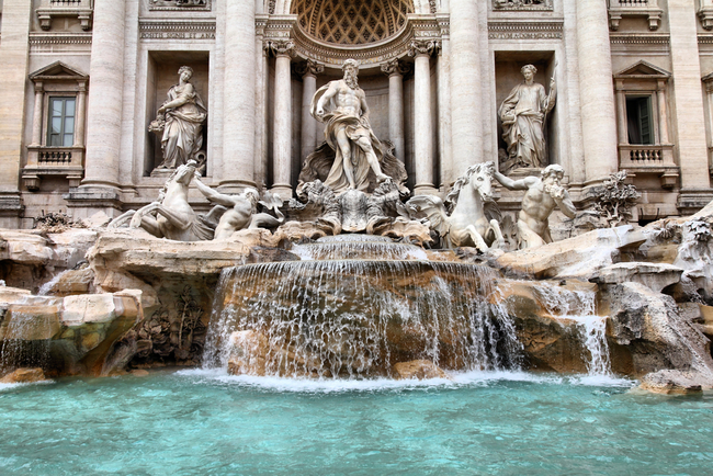 19. Fontanna di Trevi_ Tupungato shutterstock_77796742