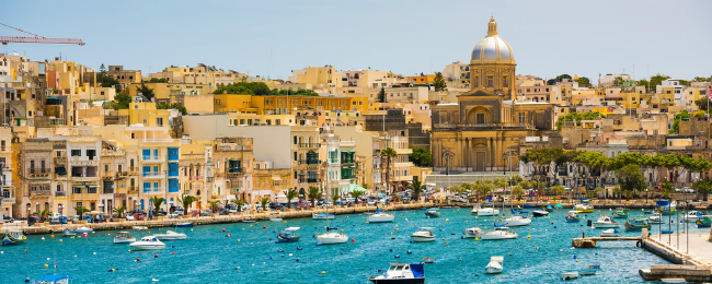 Mała wyspa na wielkie wakacje. Loty na Maltę z Gdańska w sezonie za 228 PLN