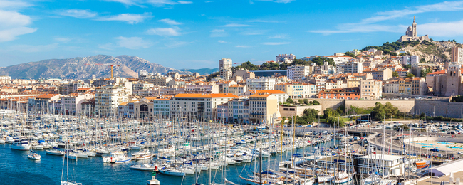 Przedłużony weekend w Marsylii za 365 PLN (loty z Krakowa + 3 noclegi)