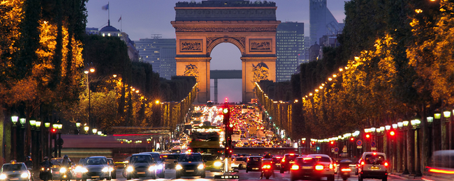 Bezpośrednie loty z Warszawy na główne lotnisko do Paryża za 293 PLN (również latem)