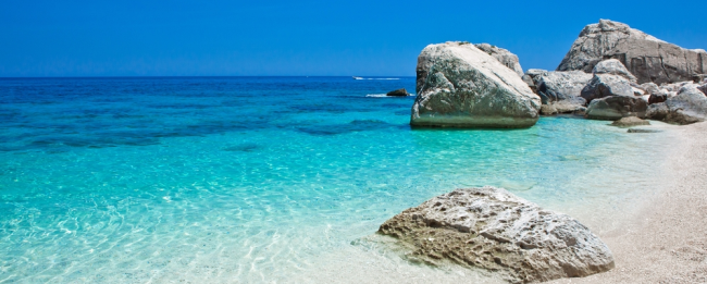 Wakacje na pięknej Sardynii! Tanie loty do Alghero z Warszawy od 229 PLN