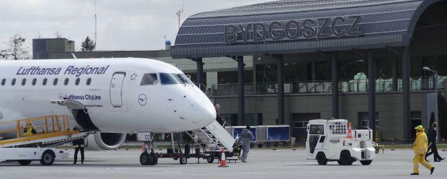 Zamiast lotniska „Bydgoszcz-Toruń” będzie… lotnisko w Białych Błotach. Port znów zmienia nazwę?