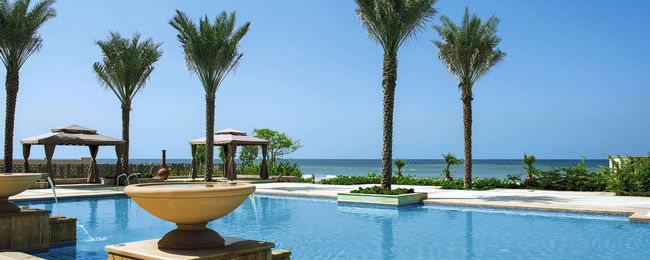 Poczuj się jak szejk i spędź tygodniowy urlop w luksusach za 2772 PLN. Wylot z Warszawy, 5* hotel ze śniadaniami, transfery