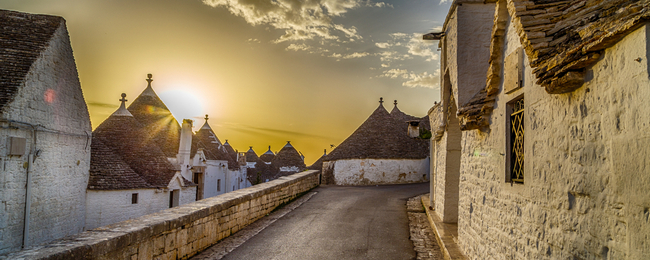 Przedłużony weekend w Bari za 364 PLN (loty z Katowic + noclegi ze śniadaniami)