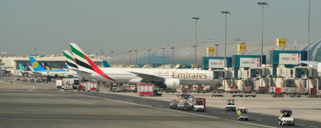 Dron sparaliżował jedno z największych lotnisk świata! Dlatego już wkrótce… będzie można je niszczyć