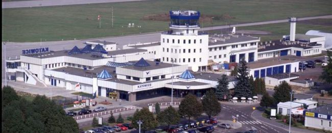 Śmiejecie się z Radomia? Zobaczcie, jak kilka lat temu wyglądały lotniska w waszej okolicy