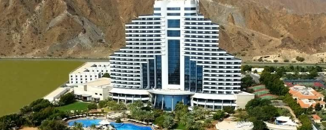 Wypocznij jak szejk. Bezpośrednie loty do ZEA z Katowic + 5 noclegów w Le Meridien Al Aqah Beach Resort z HB za 1414 PLN!