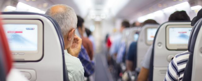 Jak sardynki w puszce. Linie lotnicze upychają nas coraz bardziej. Problemem nie jest wcale miejsce na nogi