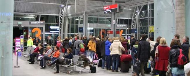 Modlin pod presją. Ryanair chce niemożliwego: Rozbudujcie terminal w półtora roku, bo nie będzie nowych tras