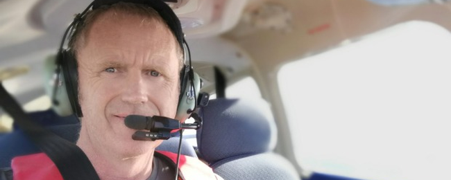 Męski narząd na radarze. Nietypowa akcja pilota w szczytnym celu