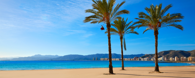 Oto plaże, w pobliże których możecie dotrzeć tanio samolotem z Polski