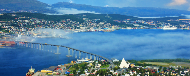 Wakacje za kołem podbiegunowym: tanie loty do Tromso ze Szczecina od 581 PLN