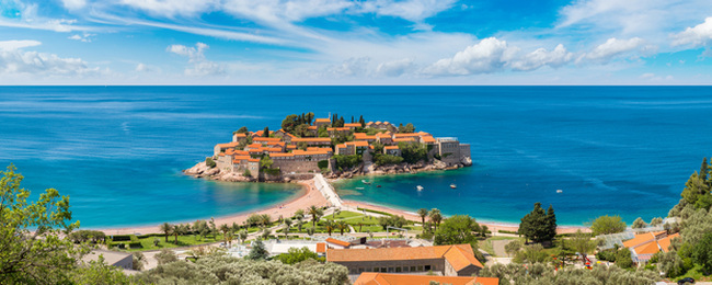 Tydzień w Czarnogórze w 4* hotelu Iberostar Bellevue z all inclusive z Warszawy za 1014 PLN!