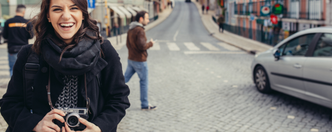 Mamy dla was wymarzoną ofertę! 30 dni podróży, 20 miast, bezpłatne przeloty i noclegi. Ale… czy warto?