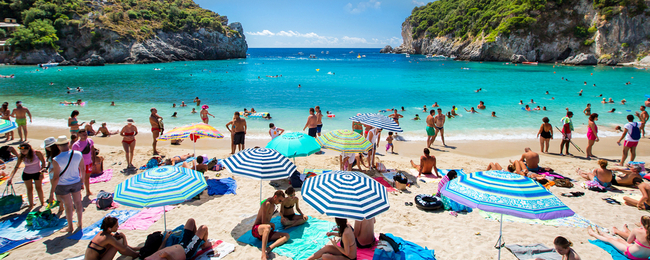 Tygodniowe wakacje na Korfu za 1336 PLN (loty czarterem z Warszawy + hotel z all inclusive)