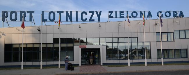 Najmniejsze lotnisko w Polsce zapowiada więcej połączeń. Planuje też nowe inwestycje