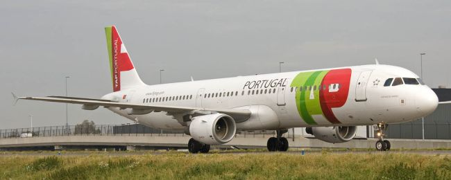 Kolejny szerokokadłubowiec zacumuje w Warszawie. Trasa? Dość niespodziewana