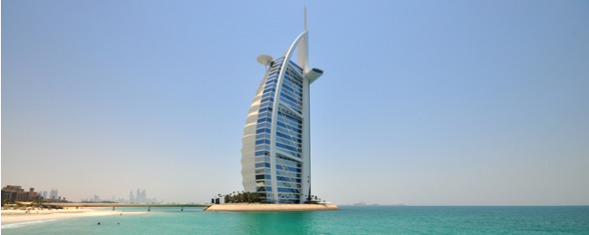 Rodzinne wakacje (2+1) w Dubaju za 902 PLN za osobę. Loty z Katowic + 7 noclegów w 3* hotelu Holiday Inn ze śniadaniami