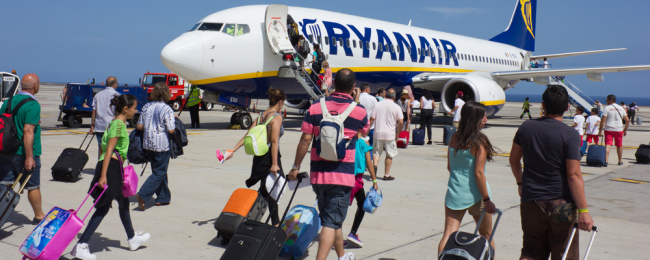 Zmiany w Ryanair! Bagaż podręczny poleci w luku – chyba, że za niego zapłacisz!