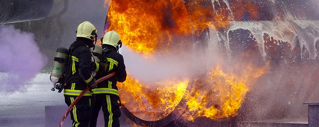 Lecisz do Amsterdamu? Nie zdziw się, gdy zobaczysz pożar samolotu