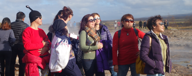 „Ci cholerni Polacy!” Turystyka „narodowa” i modne kraje – nowy trend