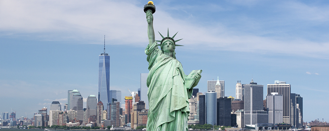 Lecisz do USA? LOT i inne linie wprowadzają ostrzejsze kontrole. Co się zmieni?