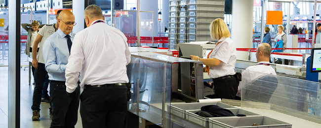 Lotnisko Chopina nielegalnie podglądało swoich pracowników? Kontrola odkryła kamery