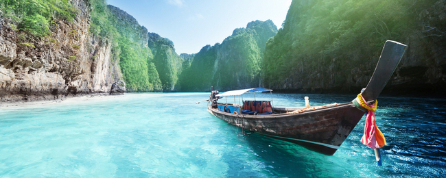 Pomysł na wycieczkę – Ateny, Singapur, Kuala Lumpur i Phuket z Warszawy za 1356 PLN!